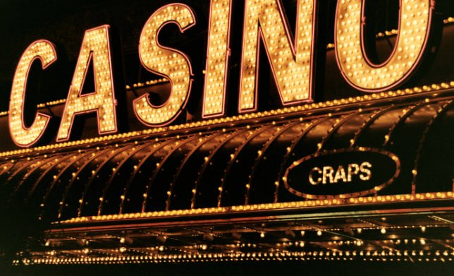cua88 Live Casino pilihan permainan Sic Bo Dragon Tiger dan Game Show Live interaktif